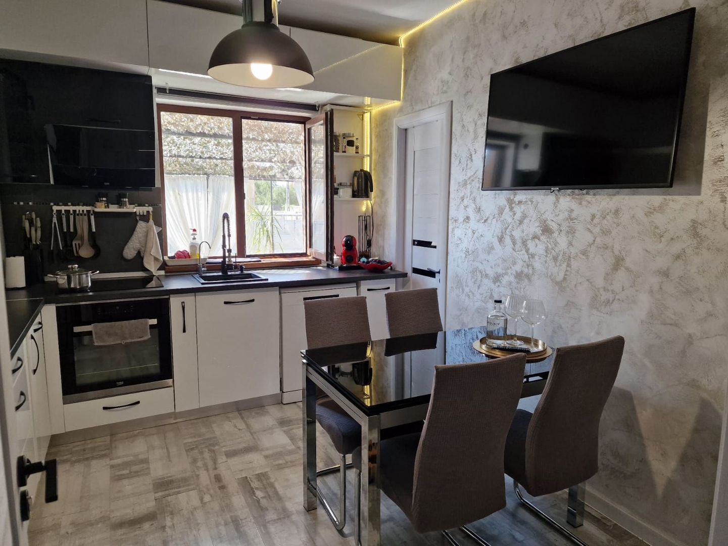 MIHAILESTI - CASA PARTER MODERNA PARTER - Poză 11