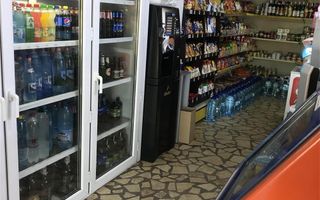 Spatiu com   casa - Sos Petricani - Poză 2