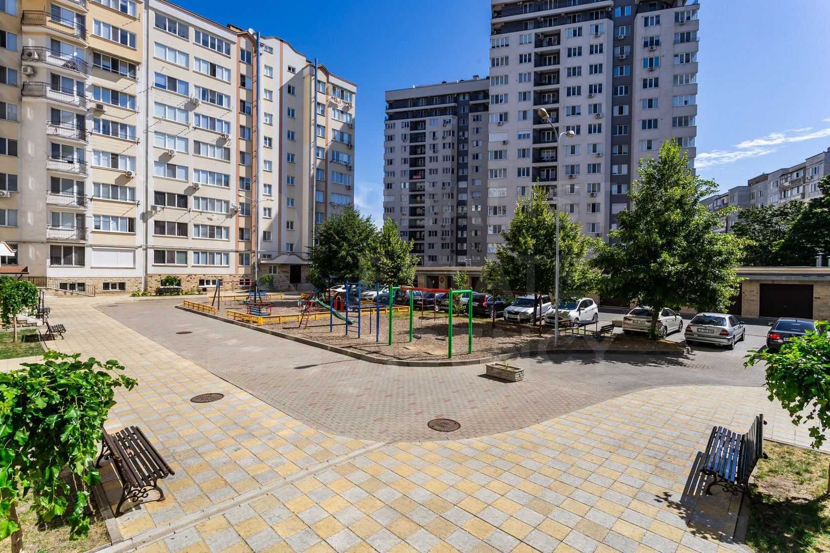 Vânzare, apartament, 2 camere + living, str. Pietrarilor, Telecentru - Poză 17
