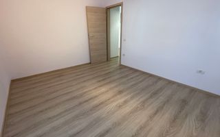 Apartament frumos cu gradina proprie,mobilat si utilat - Poză 14