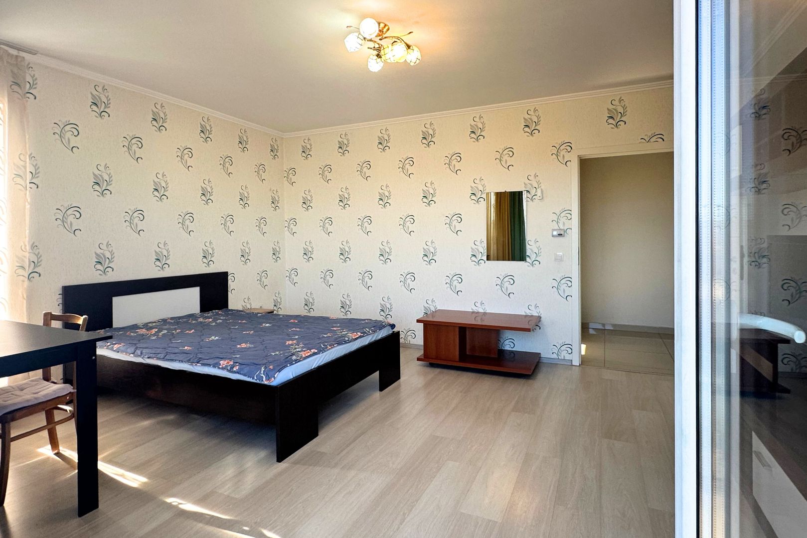 Apartament modern cu 2 camere și vedere spectaculoasă spre munți Avantgarden 3 - Poză 1