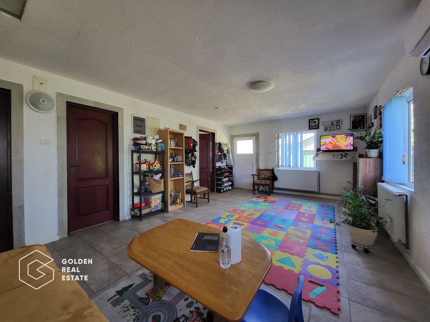 Casa cu teren de 1383 mp, localitatea Paulis - Poză 4