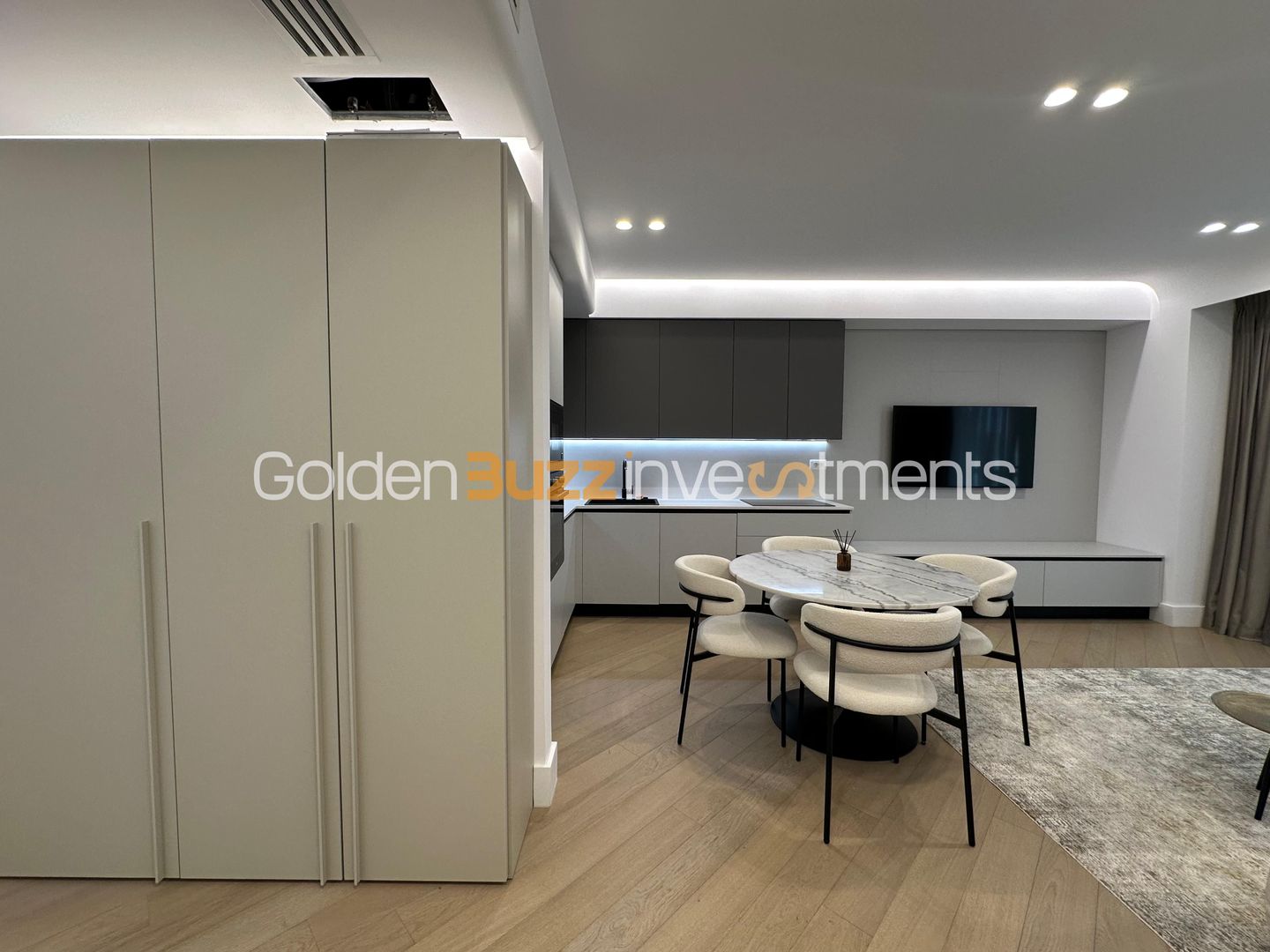 Apartament Cortina 126 | Parcare - Poză 4