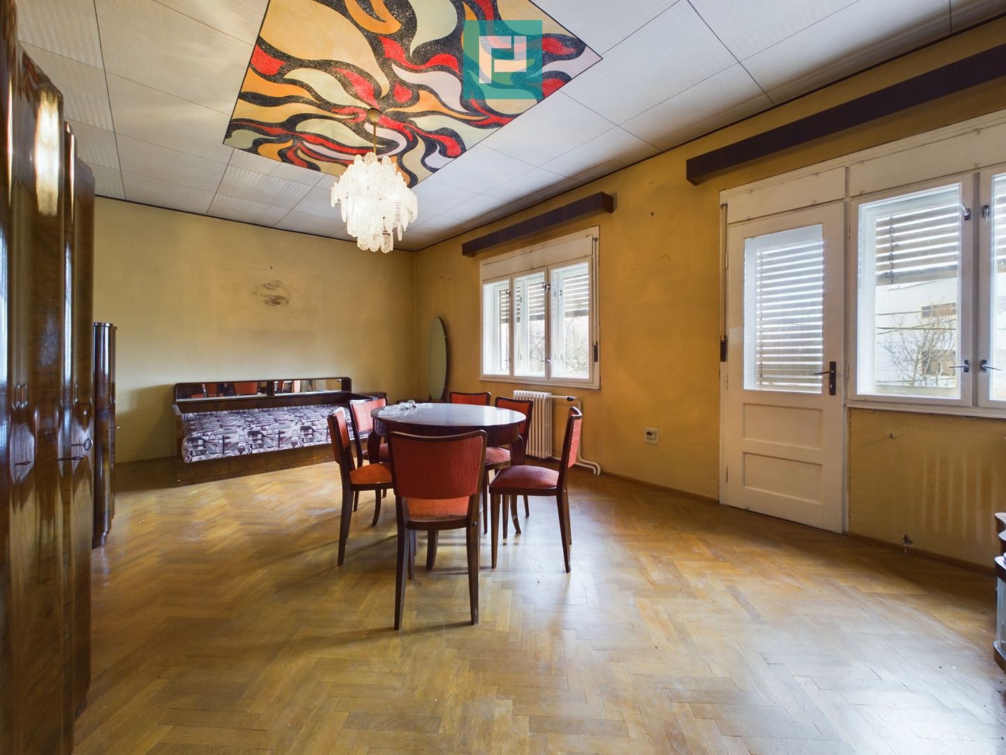 Vilă pe strada 9 Mai, Romanilor - Poză 3