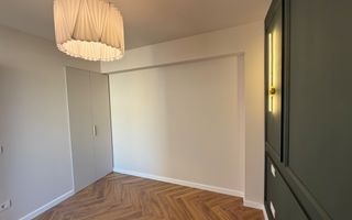 Apartament deosebit cu 3 camere in Centrul Timisoarei - Poză 14