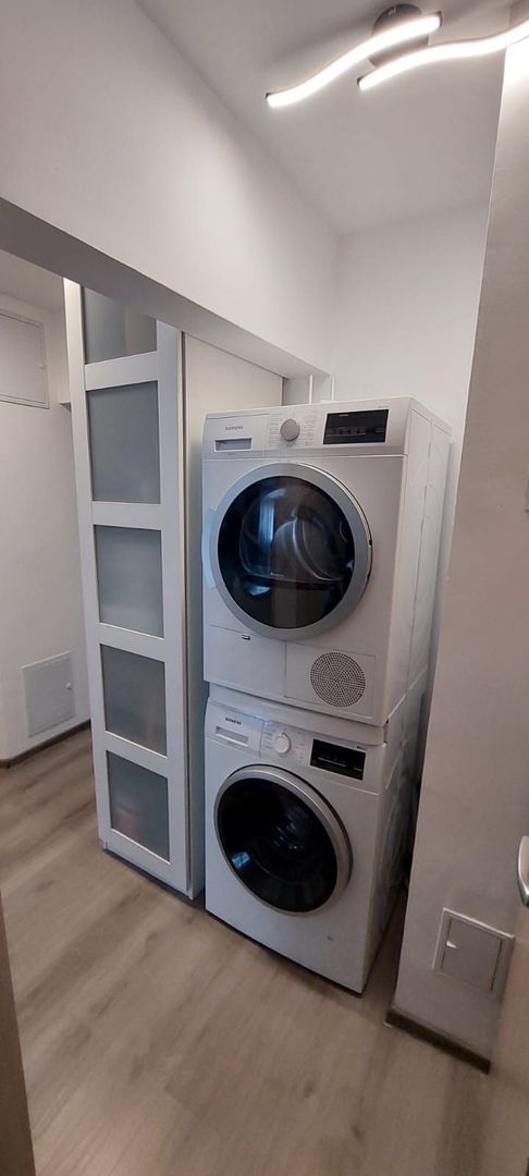 Bd. Unirii, 3 camere, 2 bai, centrala termica, parcare, lux - Poză 33