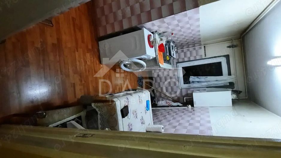 Vanzare apartament cu 3 camere în Cartierul Dâmbu Pietros. - Poză 7