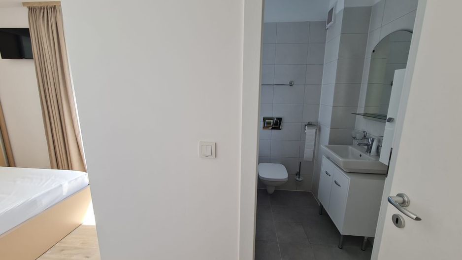 3 camere | Barbu Văcărescu | Vedere lac | Belvedere | Parcare - Poză 9