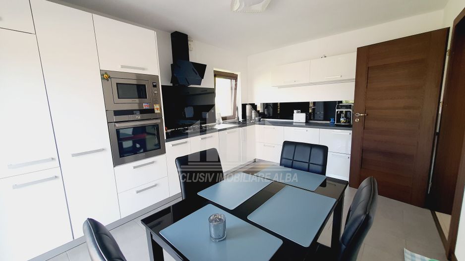 Casa individuala de vanzare, Ultrafinisata - Poză 5