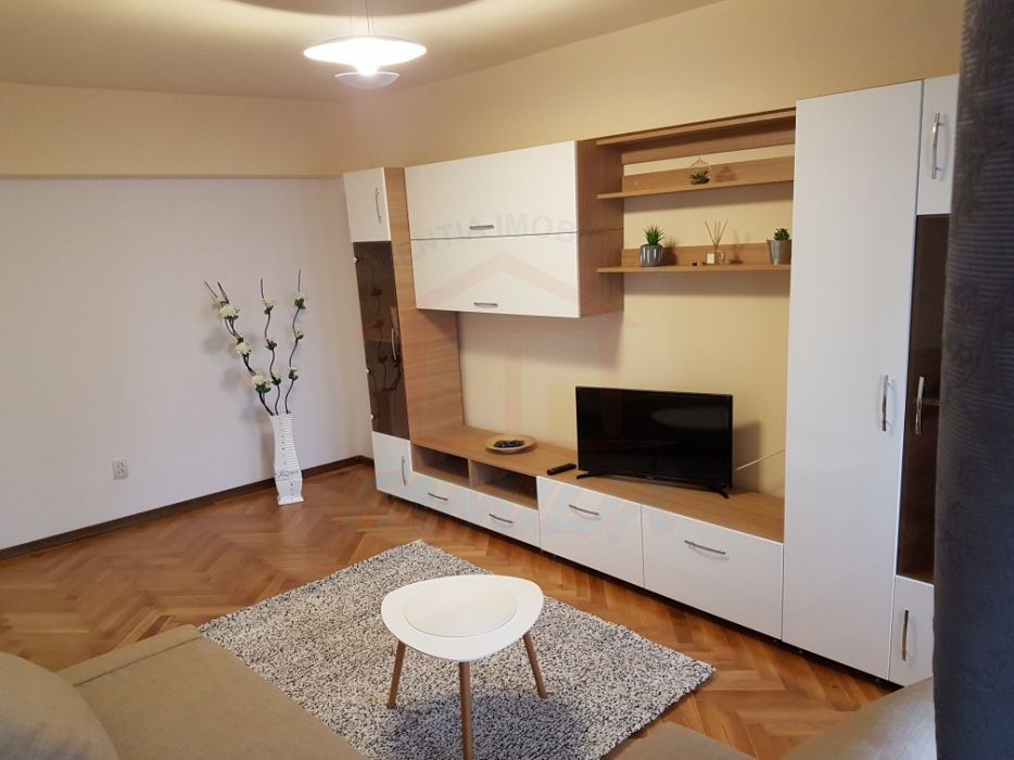 Inchiriere apartament 2 camere decomandate,Trei Star - Poză 1