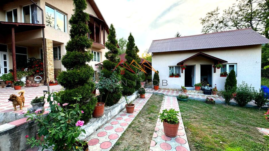 Casa 4 camere, anexe, recent renovata, foisor, teren 781mp, Izvoru, DB - Poză 13