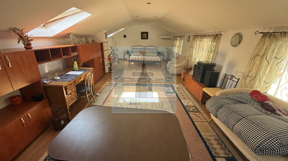 Casa 3 camere,120 mp utili, la casa, curte 240 mp-zona Bartolomeu - Poză 1