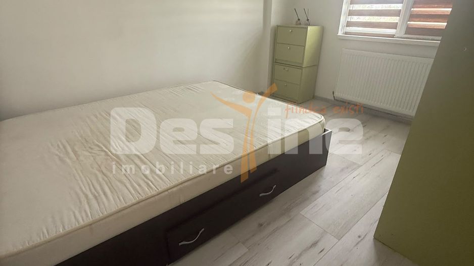 Apartament de inchiriat 3 camere, central Campina! - Poză 16