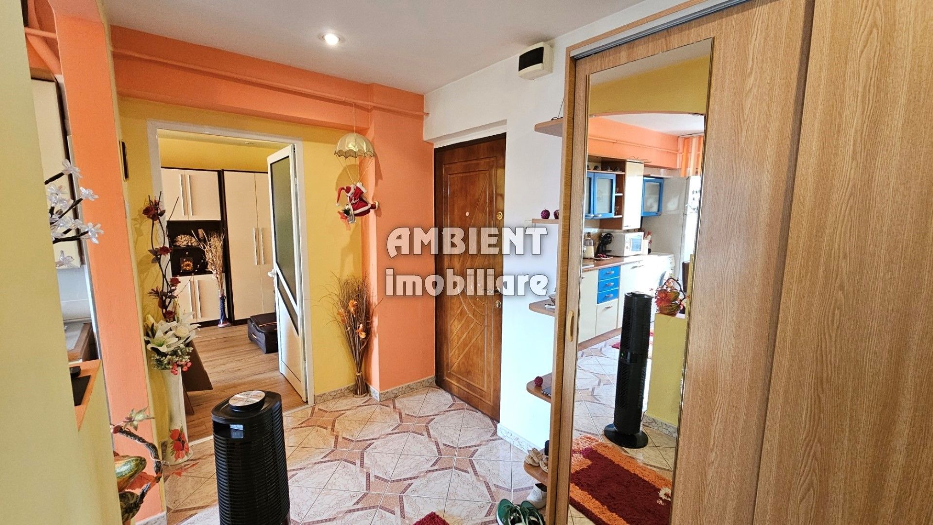 Apartament cu 2 camere, mobilat și utilat, zona TRAIAN; - Poză 4