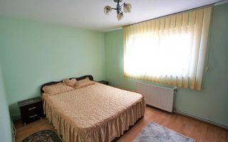 Apartament cu 2 camere, Cetate-Mercur - Poză 2