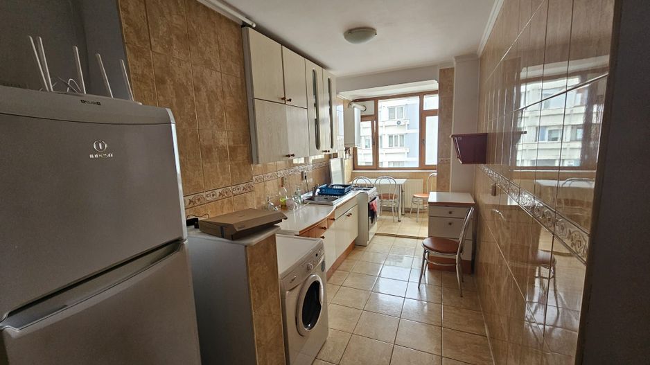 Inchiriere apartament 3 camere, Ultracentral-Fortuna - Poză 1