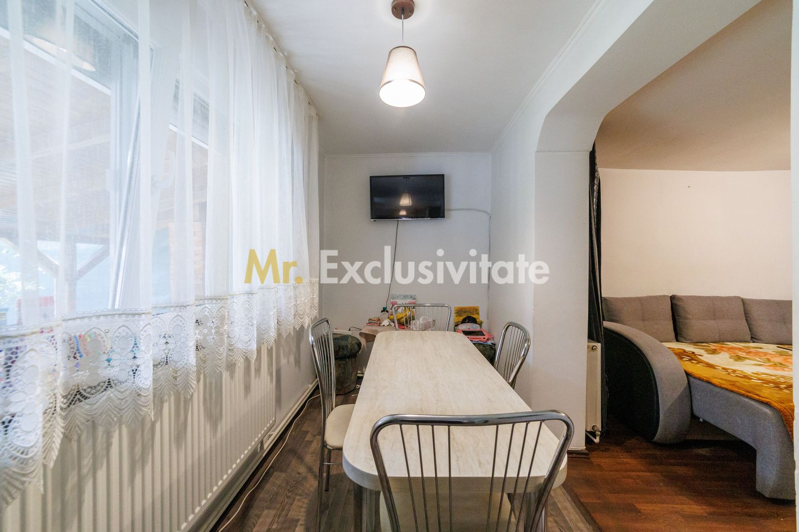 Casă cu teren de 634 mp și beci | Calea Câmpulung, Pitești - Poză 16