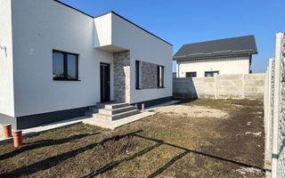 Casa 3 camere, parter,  Comuna Berceni - Poză 1