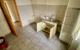 Apartament 4Camere-Decomandat/89mp/Bloc din 1984/Zona Pacurari! - Poză 6
