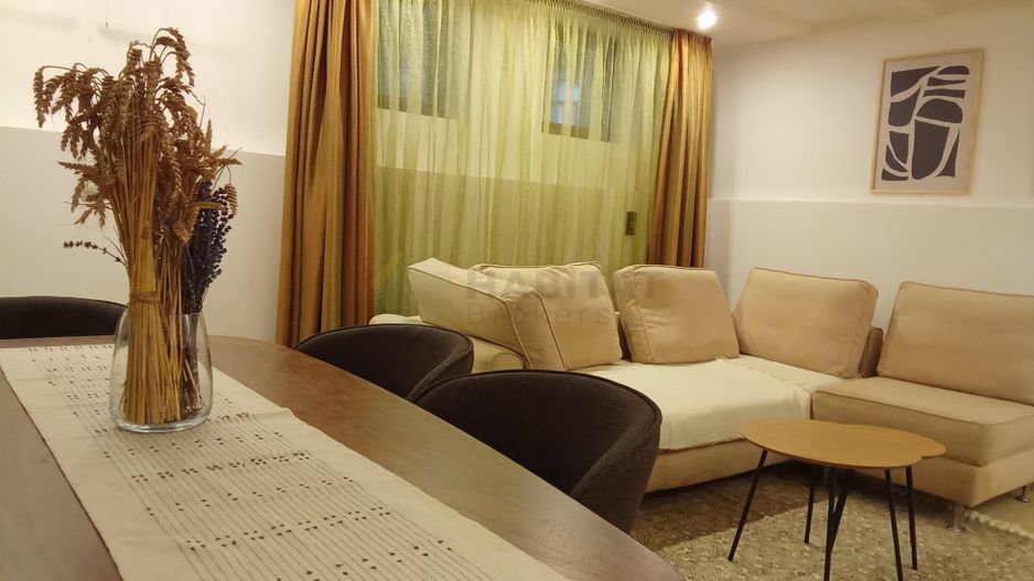 3 camere Zorileanu mobilat, la casa, demisol - Poză 1