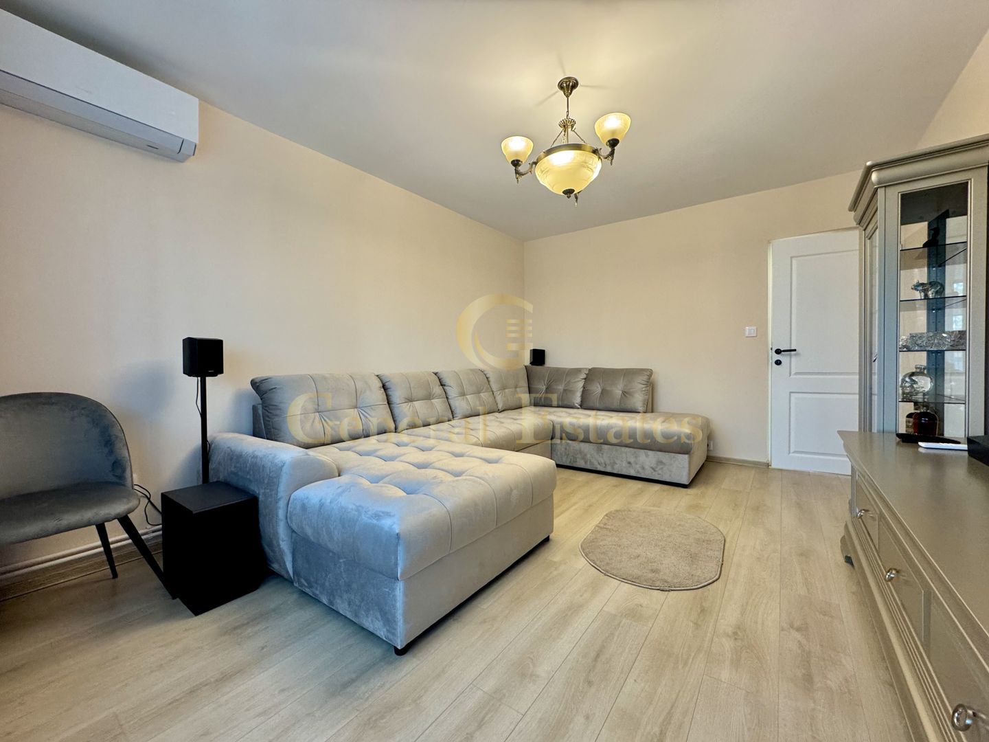 Vânzare apartament cu 2 camere - 59 m.p.- CUG - Iași - Poză 1
