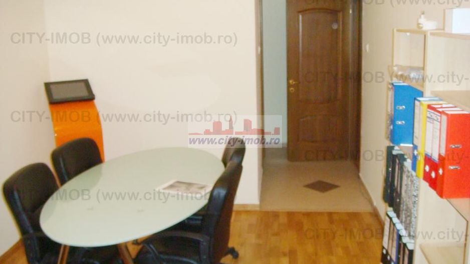 Inchiriere partiala in Vila zona Ferdinand Bucuresti - Poză 32