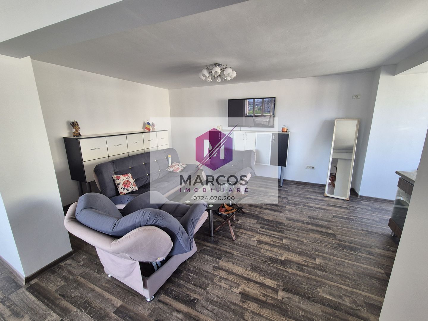 Vand apartament in centru - Poză 6