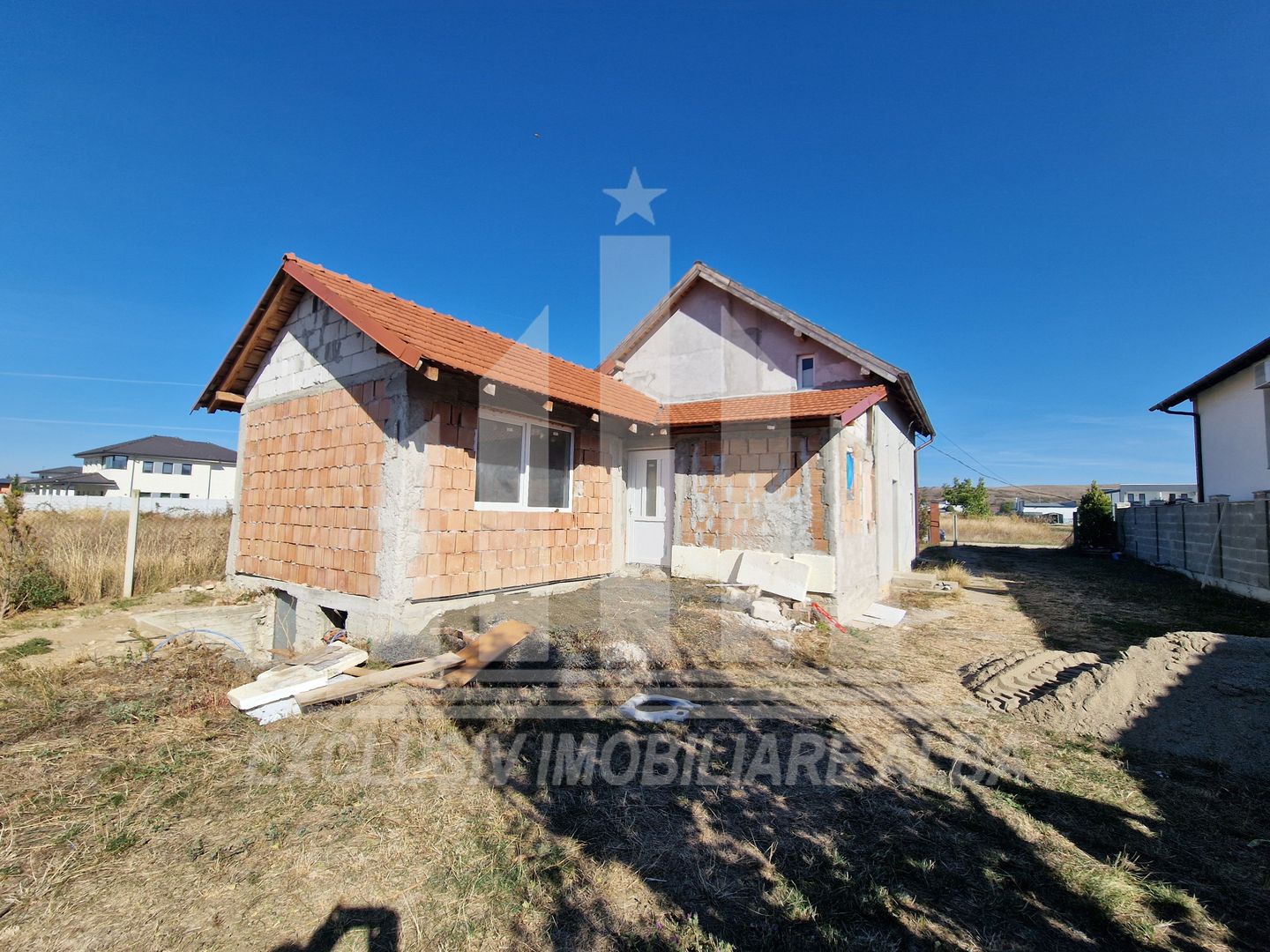 Casa de vanzare | 110 mp | 650 mp teren | Sebes-Petresti - Poză 1