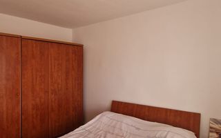 Apartament 3 camere | Balcon | 64 MPU | Decomandat | Lazaret - Poză 5