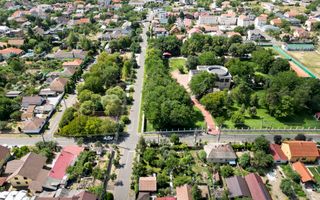 Casă cu o cameră, teren 350 mp în Subcetate - Poză 16