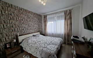 Apartament modern 3 camere 2 bai si 2 locuri de parcare in Selimbar - Poză 6