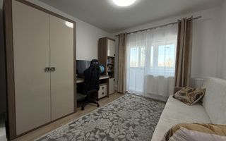 De vanzare Apartament Decomandat 3 Camere Zona Buna/Mobilat/Utilat - Poză 9