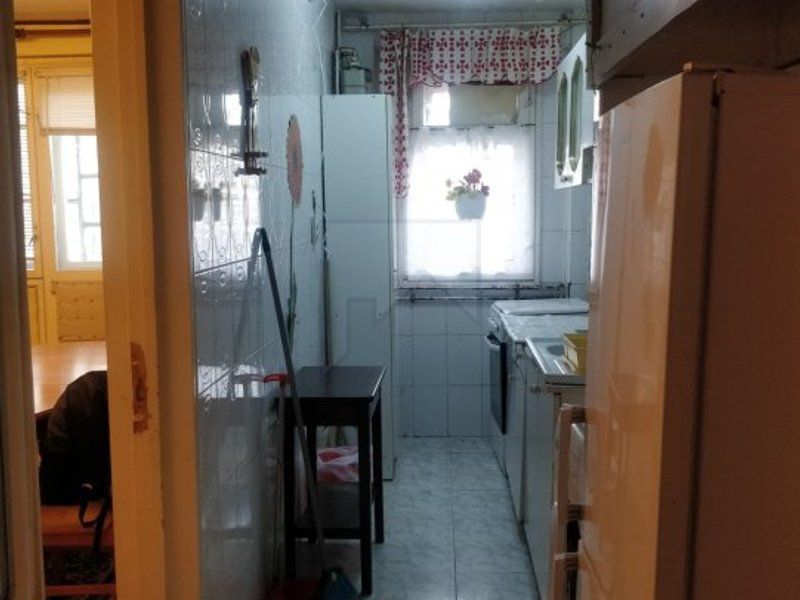 Vanzare apartament 3 camere Bd. Timisoara - Poză 3