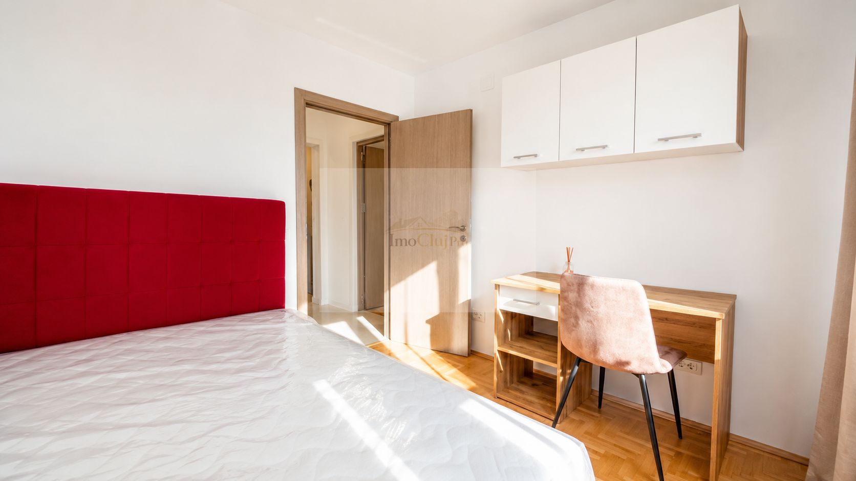 Apartament 4 camere decomandate-etaj 3/10– Cartier Manastur- zona Big - Poză 4