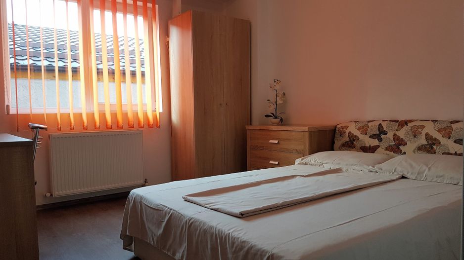 Faleza Nord | Apartament 2 camere, etaj 1, în vilă, centrală pe gaz - Poză 3