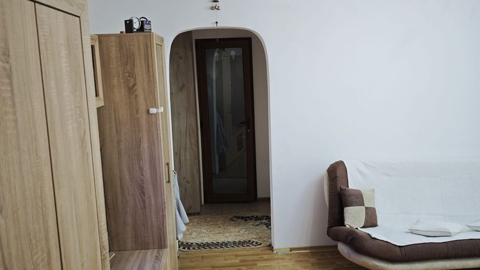 Apartament 3 Camere cu Centrală Proprie și Parcare – Sector 3 - Poză 9