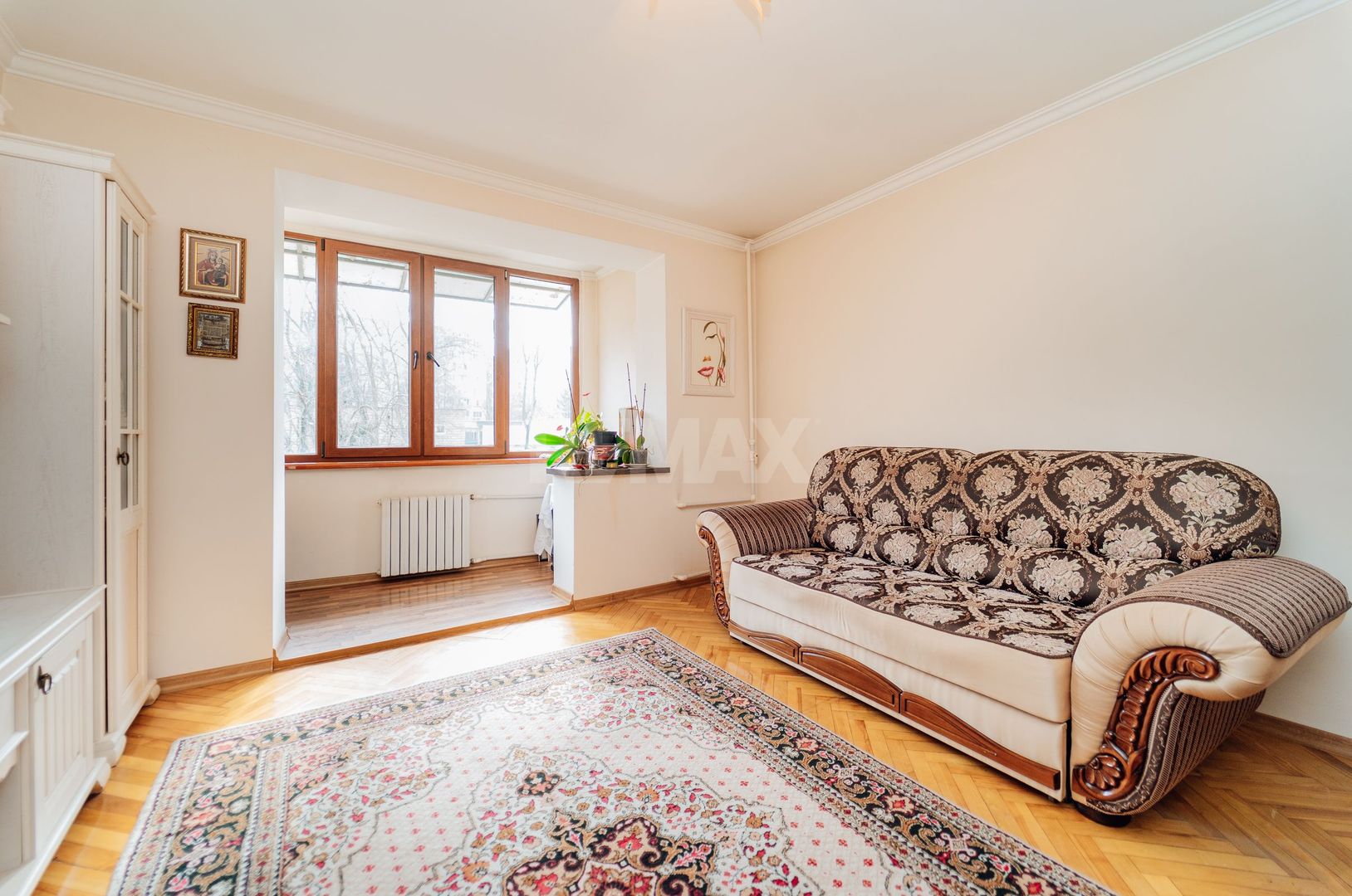 Apartament cu 3 camere - Poză 2