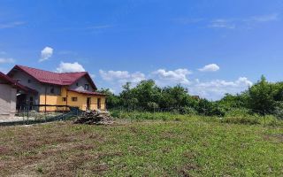 Teren de vânzare în Tutora, la 200 m de centrul comunei și primărie - Poză 1