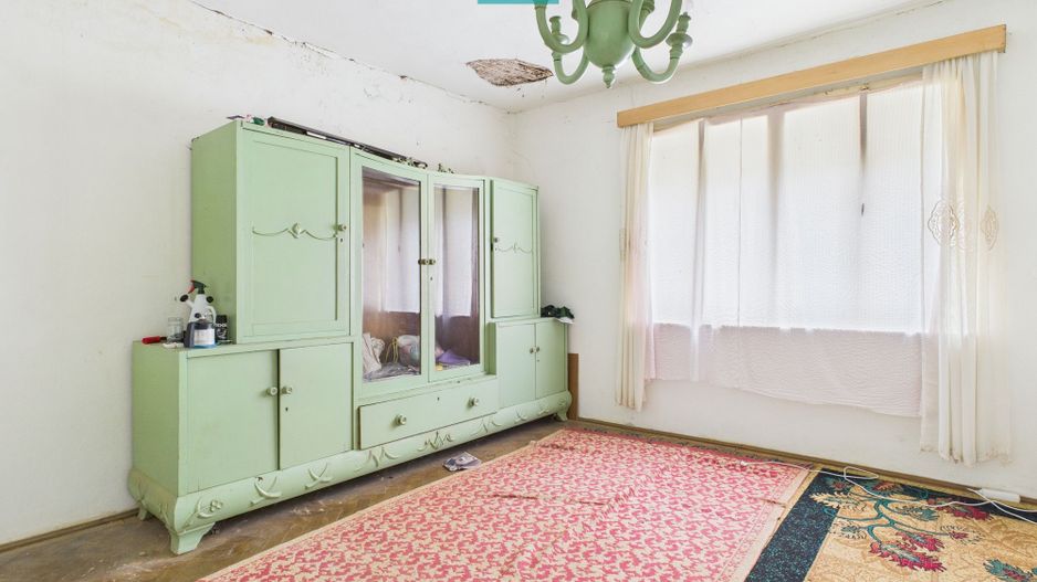 Casă cu teren generos Vărădia de Mureș - Stejar - Poză 13