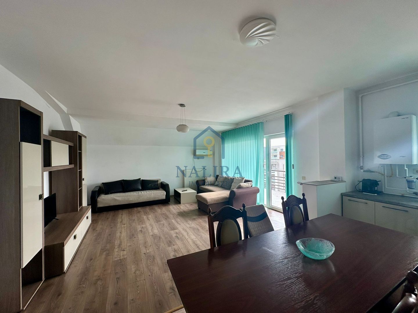 Chirie apartament zona Daliei - Poză 1