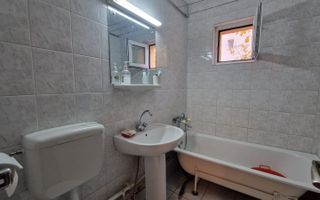 APARTAMENT 3 CAMERE ETAJ 3  59MP MOBILAT - Poză 8