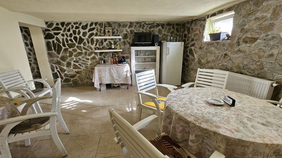 Casa mare, solida, Timisoara, D+P, 5 camere, 2 bai, Zona Lipovei - Poză 19