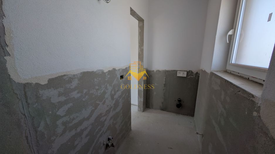 Vila, 4 Camere, Dezmir, Constructie Noua, 450 mp, 4 Bai, 2 Parcari - Poză 24