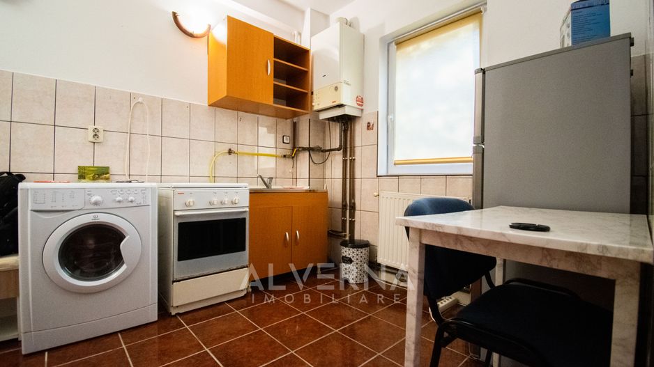 Inchiriere garsoniera 30mp, centrala proprie, zona UMF / Zorilor - Poză 3