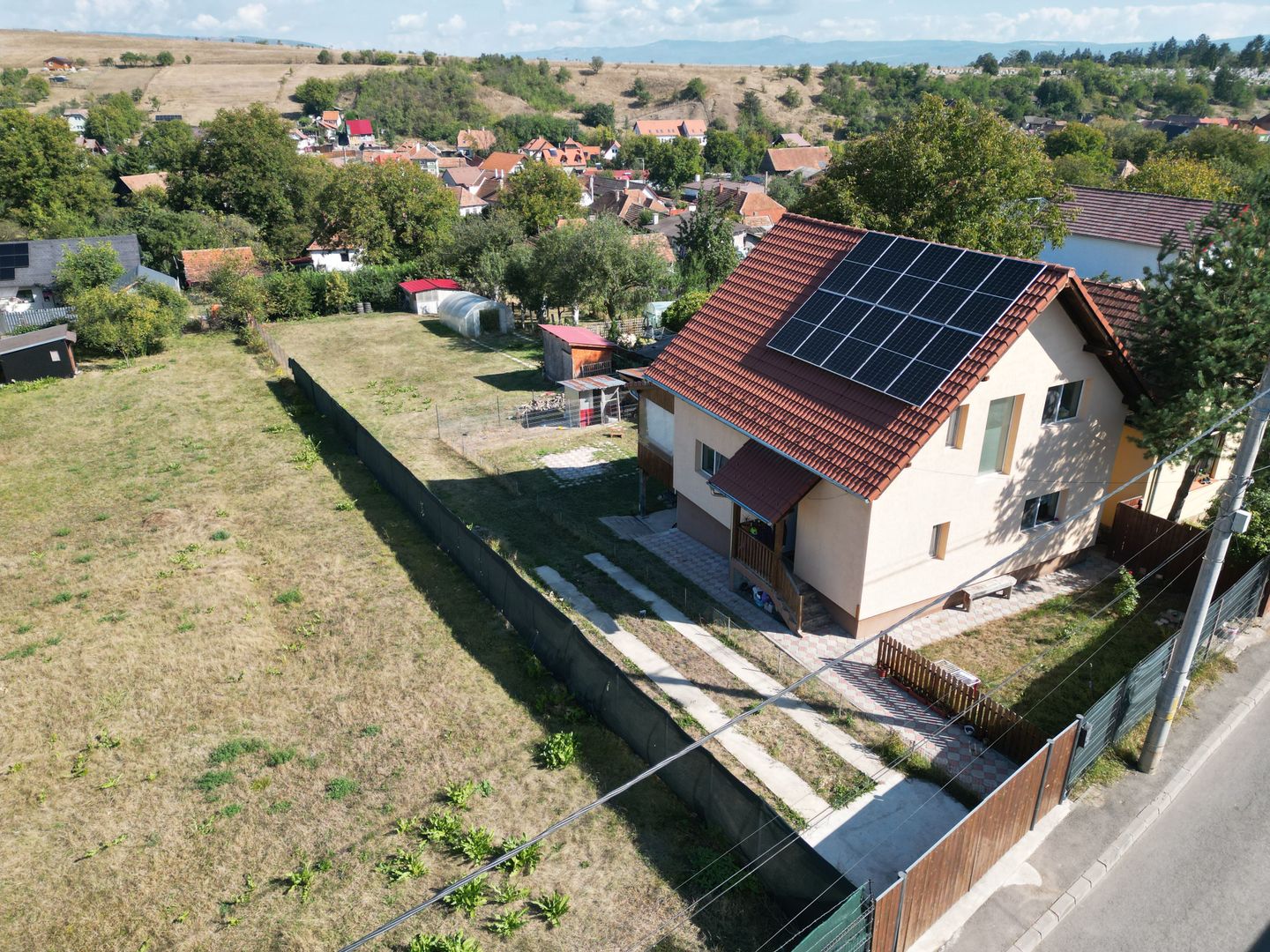 Casa cu 4 camere 123 M² utili + 500 M² teren Sfantu Gheorghe - Poză 2