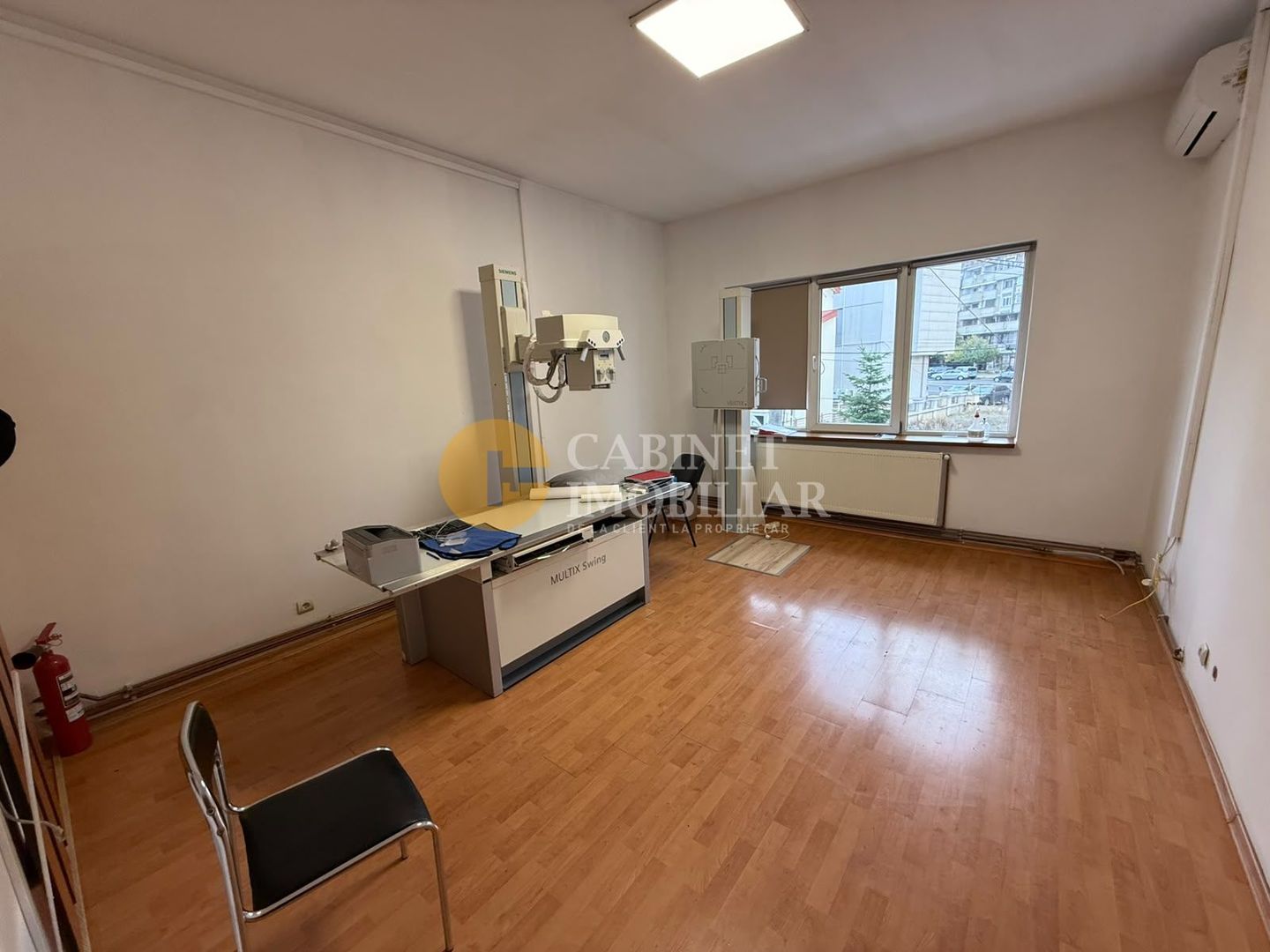 4 CAMERE DECOMANDAT--ETAJ 1--BLOC TIP VILA--PIATA UNIRII - Poză 5
