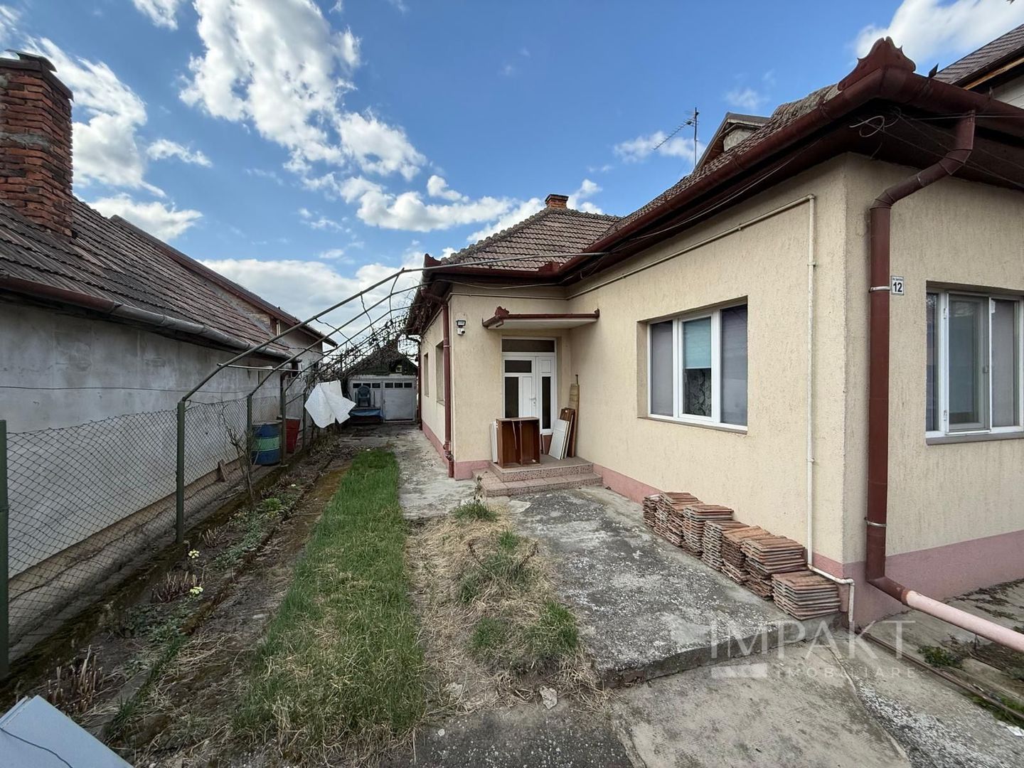 Oportunitate de investitie: casa renovabila in Someseni! - Poză 2