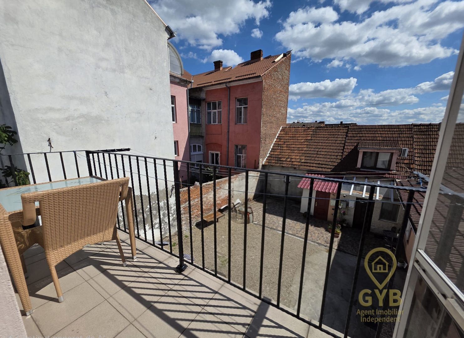 Proprietate ultracentrală cu 5 camere- str. Primăriei - Poză 14
