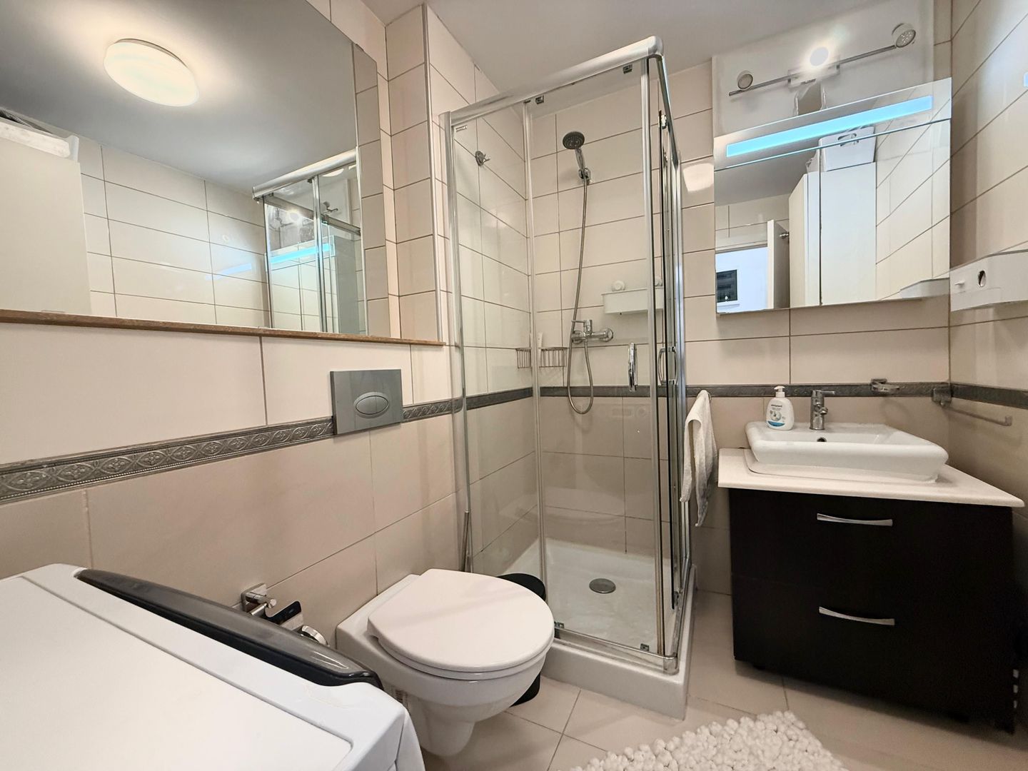 COSMOPOLIS - Apartament cu 2 camere, mobilat si utilat. - Poză 7