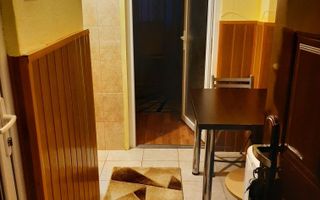 🏡 Garsonieră de închiriat – Strada Saturn - Poză 8